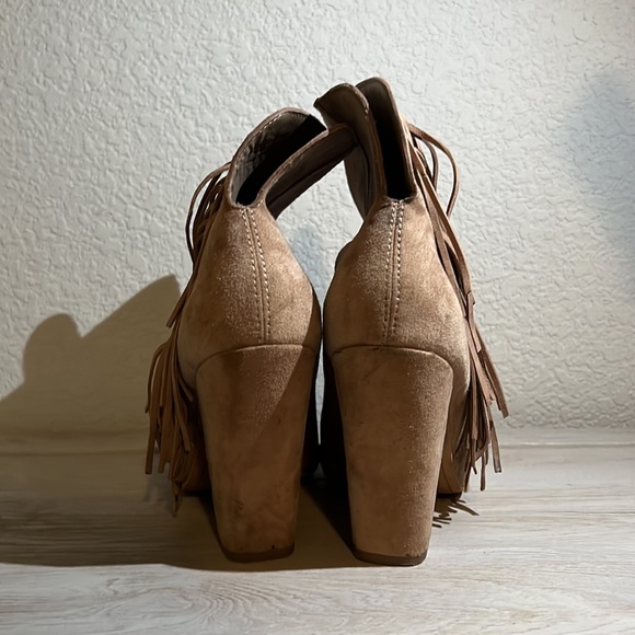 Fringe booties - Picture 3 of 3